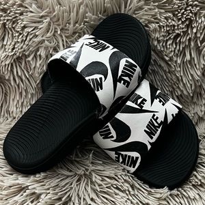 Nike Kawa slides